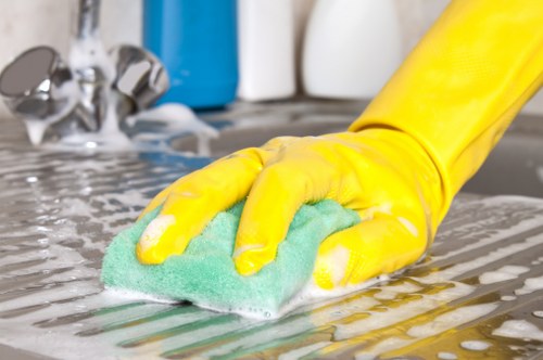 Detailed deep cleaning in Kennington for a refreshed and spotless property